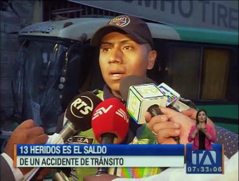 Accidente de tránsito en la vía antigua a Conocoto deja 13 heridos