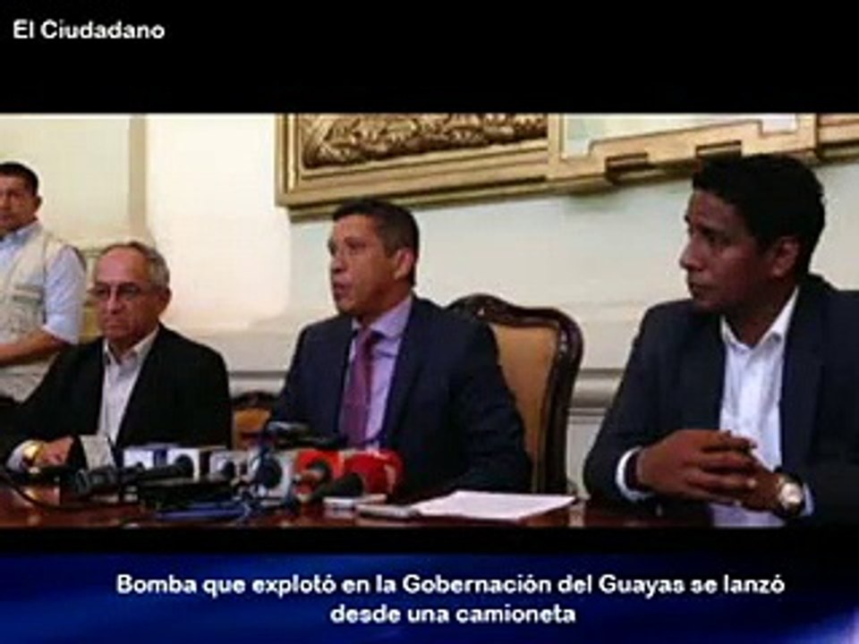 BOMBA EXPLOTA EN LA GOBER DEL GUAYAS