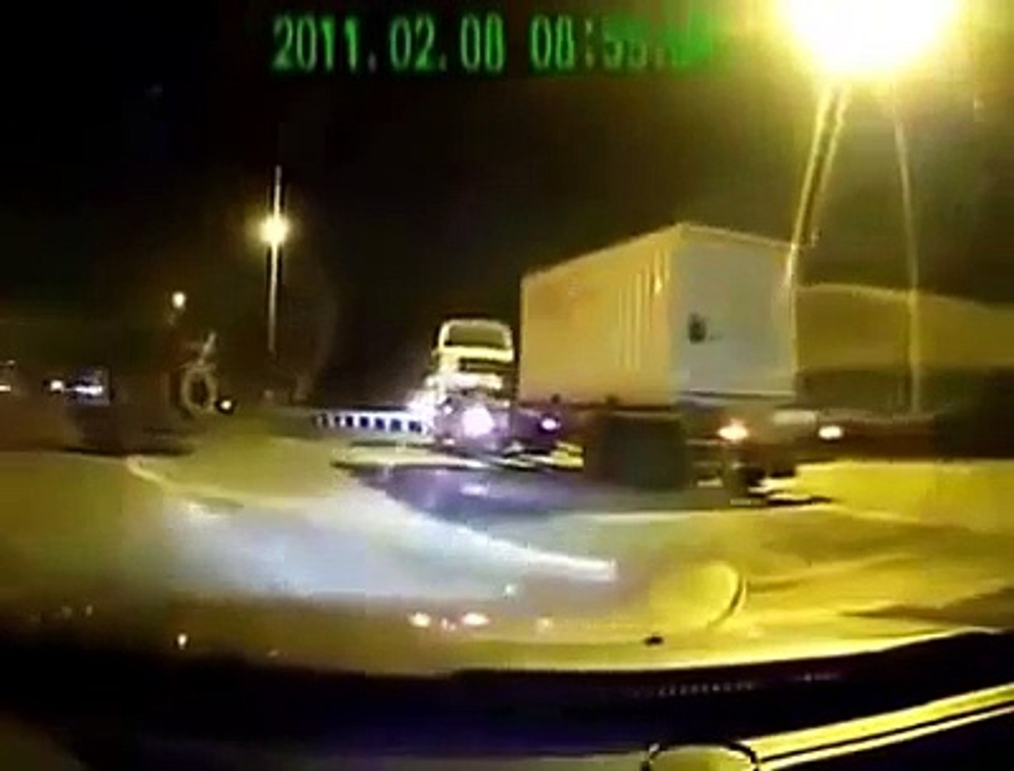 閲覧注意 衝撃の映像 中国の自動車事故 Car Crash China Dailymotion Video