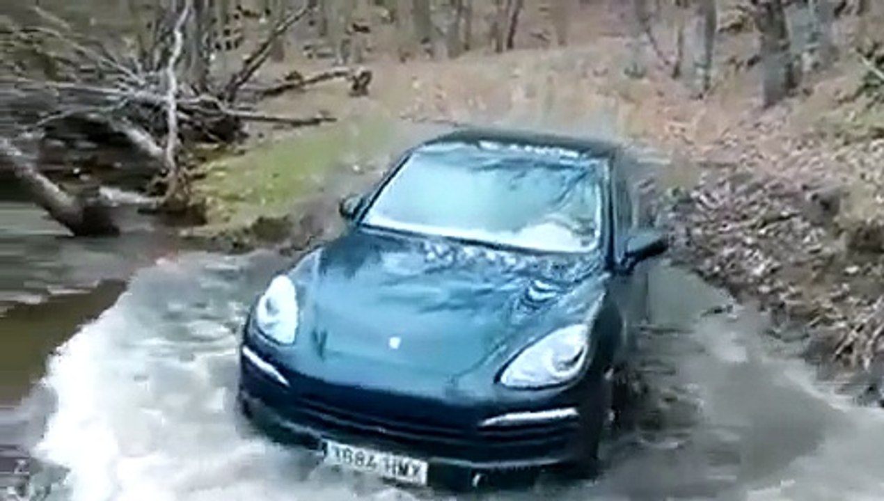 Идиот на порше