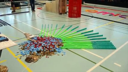 100'000 Dominos in Comics kirancollections