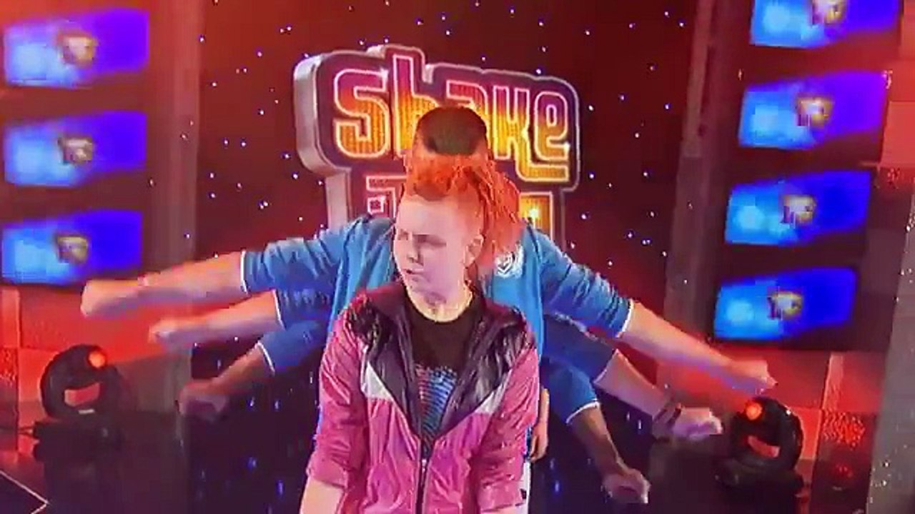 Shake It Up S02E21 Wrestle It Up