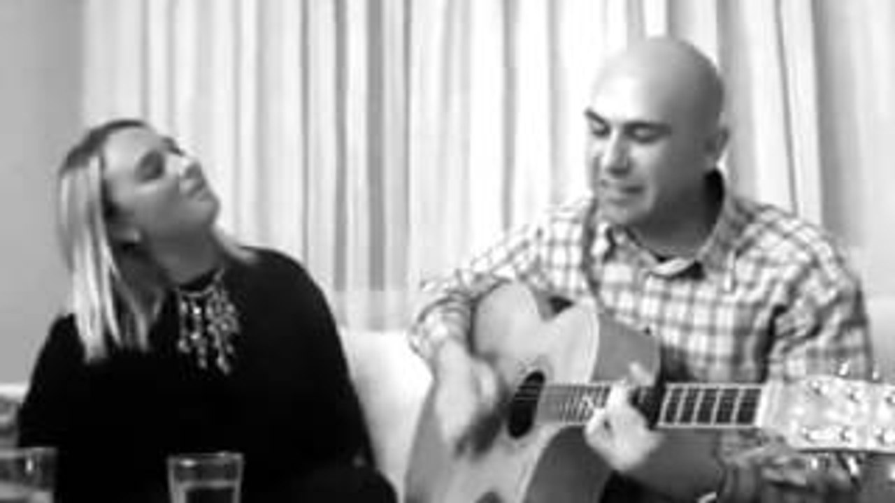 Ceren Ayhan - Bebeğim Bu Aşk Yalan Olmasın