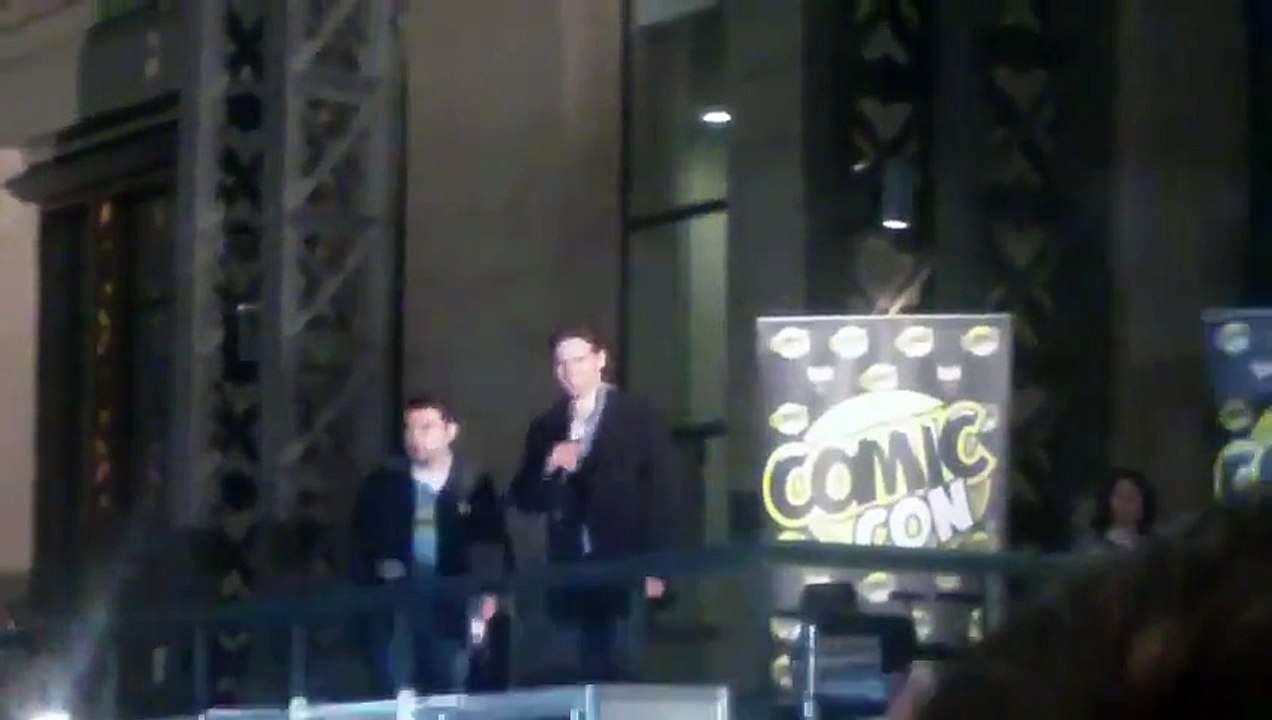 005 . CC2012 . atraccion principal evento . actor de crepusculo (480p)