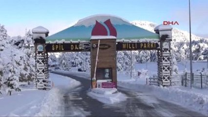 Manisa - Spil'i Beyaza Bürüyen Kar Uludağ'ı Aratmadı