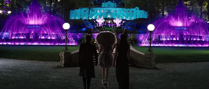 The Hunger Games: Catching Fire - Sneak Peek - Available on DVD and Blu-ray Now!