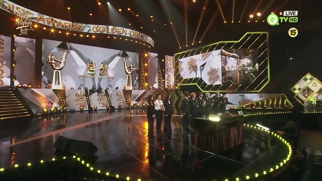 [1080p HD] 160121 30th Golden Disk Awards : f(x) - Disk Bonsang & 4 Walls