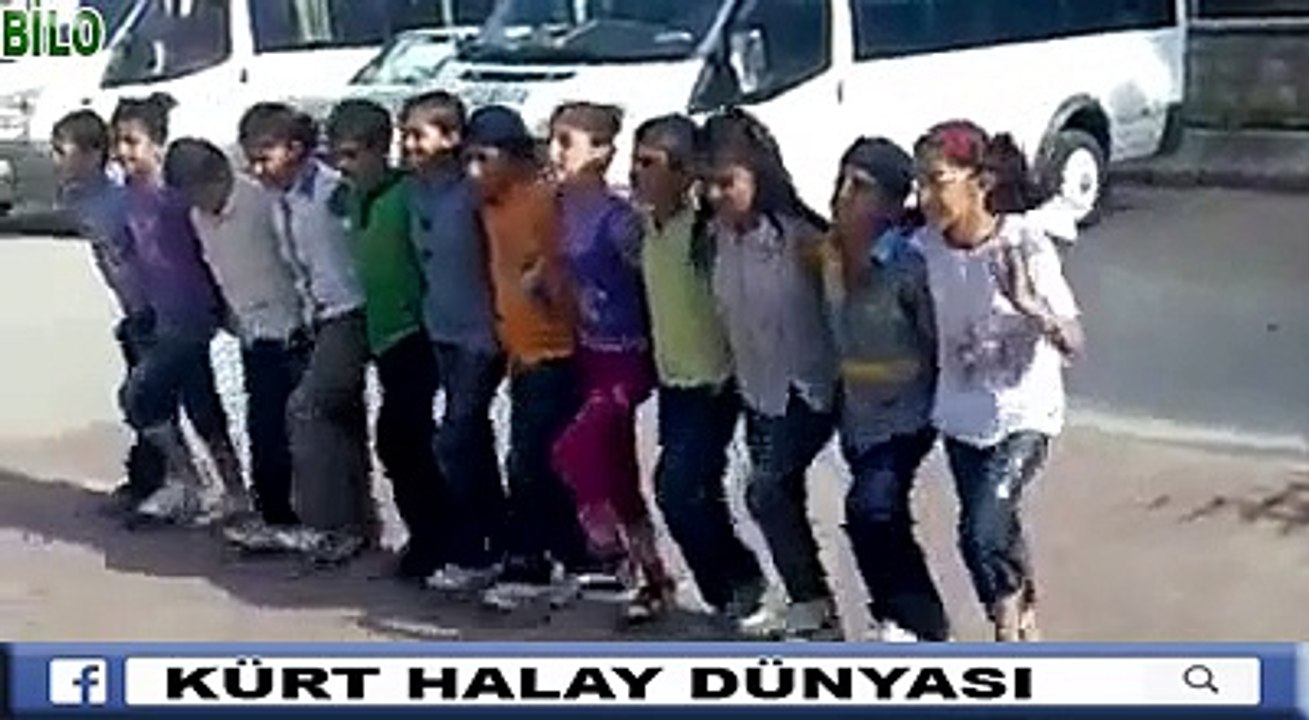 MUHTEŞŞEM ÇOCUKLAR MUHTEŞŞEM HALAY ÇEKİYORLAR