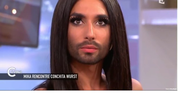 Conchita Wurst and Mika - C à vous, france5, (19 06 2015) часть 1 - русские субтитры
