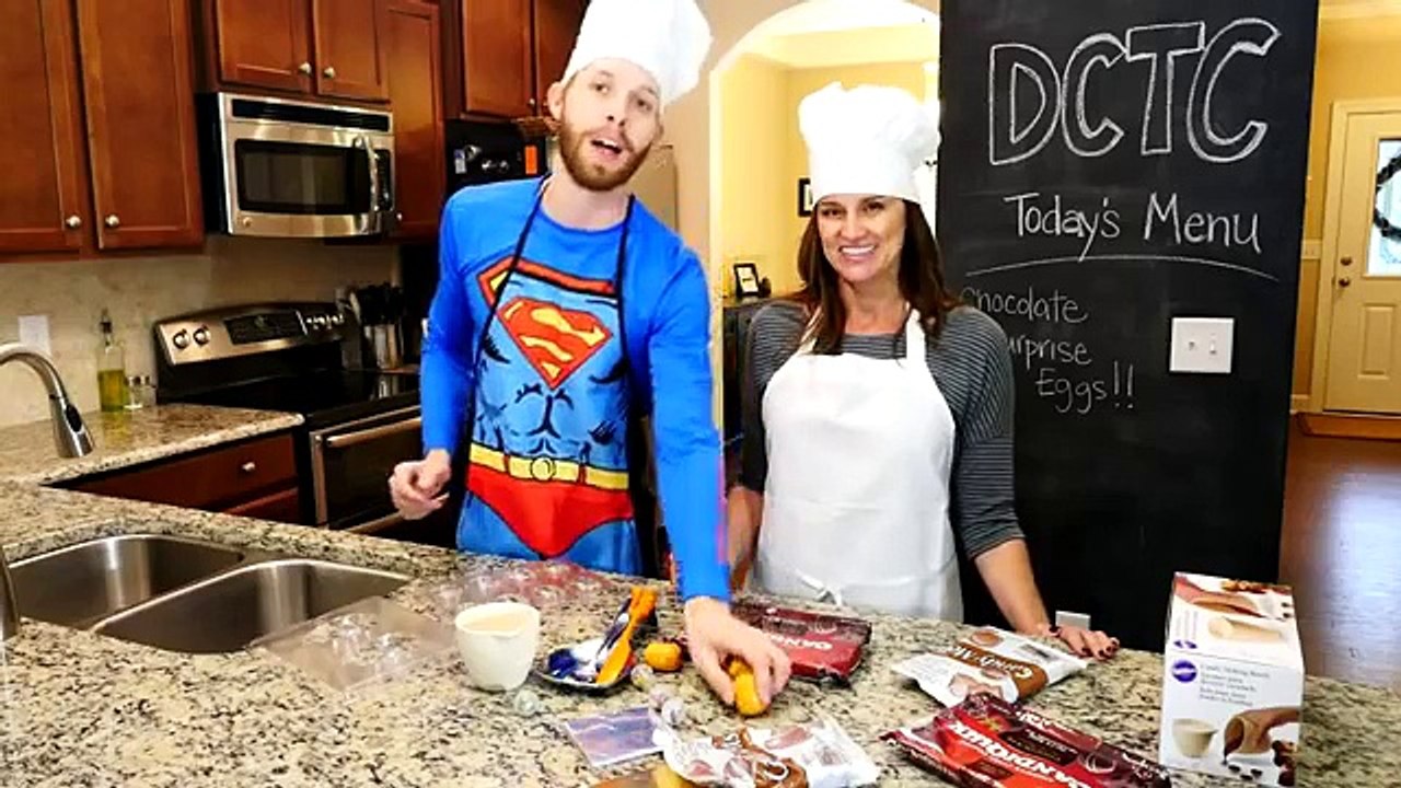 HAPPY MEAL Surprise Eggs McDonald\'s Toy Play Doh Egg Barbie Hot Wheels Cars Bratz Huevos Sorpresa