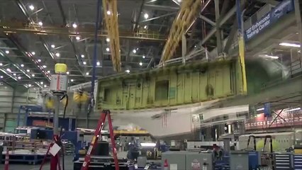 Download Video: Building the First Qatar Airways 787 Dreamliner