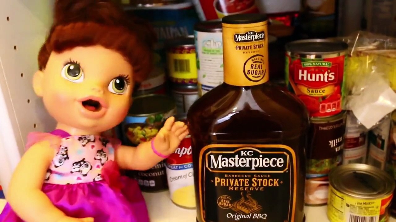 Baby Alive Doll Plays WILL IT SMOOTHIE & Makes Gross Kitchen Smoothie Bottle by DisneyCarT