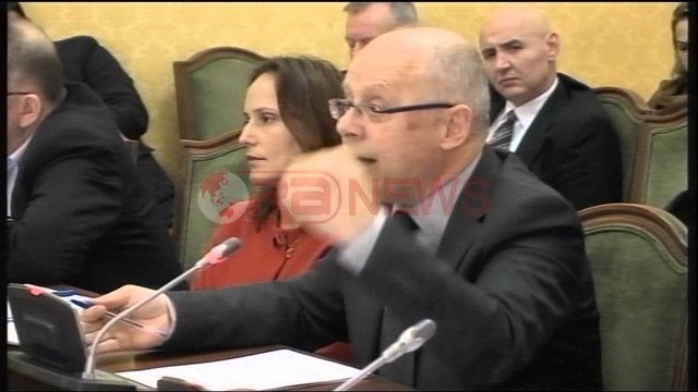 Buxheti i 2016 nis me goditje që në fillim të vitit, 3 miliardë lekë më pak - Ora News