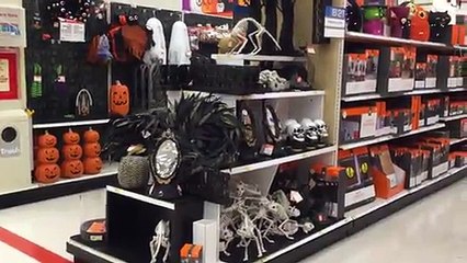 Shopping avec, par exemple à la Cible dHALLOWEEN!