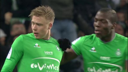 Saint etienne 1-0 But d'Alexander soderlund. Saint etienne rapport le match après une large domination de Lyon et plusieurs tentatives