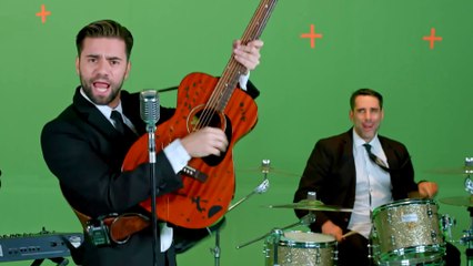 ONIRAMA feat. Γιώργος Μαζωνάκης - Ο Μαγικός Καθρέφτης (Official Video Clip)