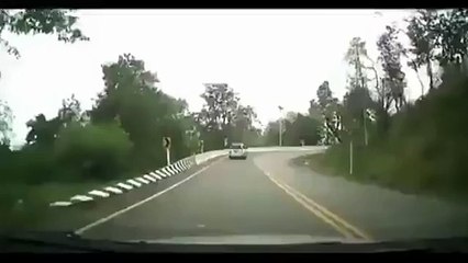 LiveLeak - Coming in Hot !