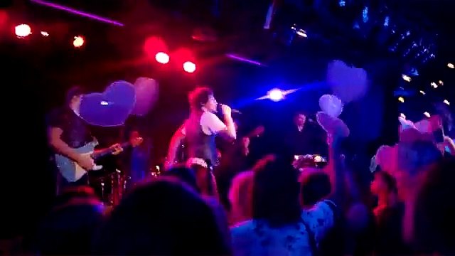 «Как много девушек хороших» А.Бон (Москва, «16 тонн», 30.08.2015) (Баркевич Елена)