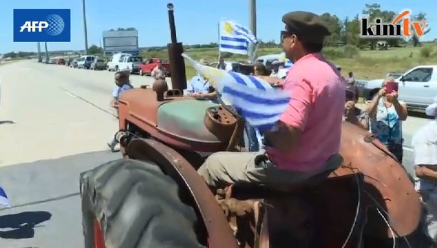 Uruguayan farmers ask Venezuela to pay its debts