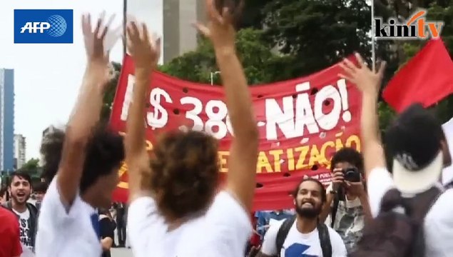 Penduduk bantah tambang kereta api, bas naik