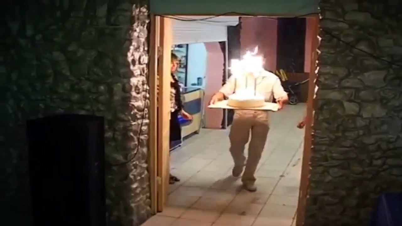 Рукожоп и свадебный торт
