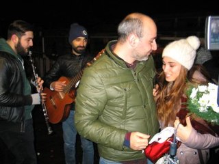 Metrobüste Sürpriz Teklif