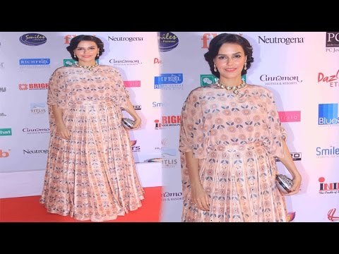 Sizzling Neha Dhupia @ FBB Femina Miss India 2015 Grand Finale