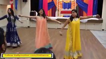 Lahori  Girls Shaking Floor With Disco - Disco Dewanay 2016 - HD