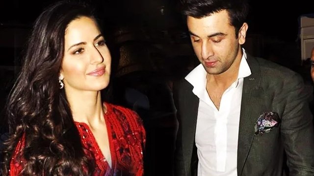 Katrina Kaif REFUSES To Pose With Ranbir Kapoor @ Umang 2016
