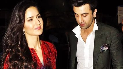 Katrina Kaif REFUSES To Pose With Ranbir Kapoor @ Umang 2016