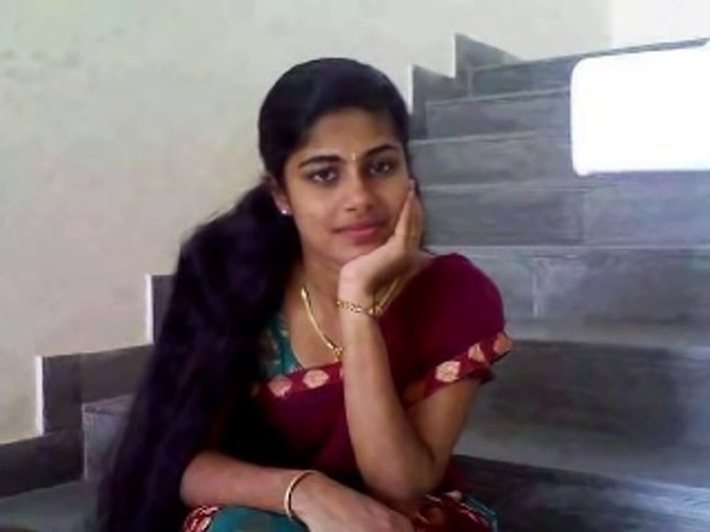 Hot Young Girl From Thrissur Kambi Talk With Boyfriend