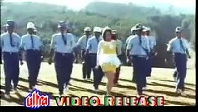 Karisma Kapoor 90 Hot Actress of Bollywood - Movies Scenes Bollywood Rock