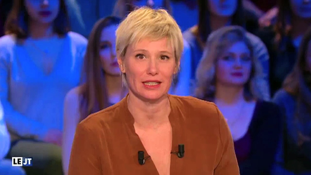 Maïtena Biraben prise d'un fou rire au "Grand Journal"