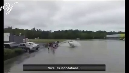 Awesome ! Surfing on parking - Creative performance