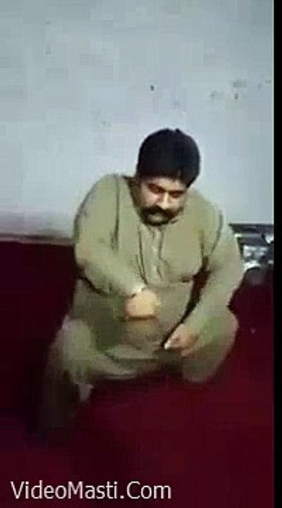 Dance By Funny Pakistani Man
