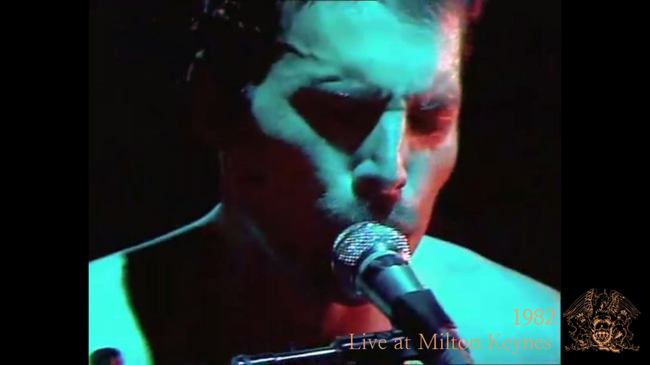 Queen - Bohemian Rhapsody (Live Compilation 1974-2015)
