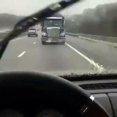 Tırın Altına Girme Şakası