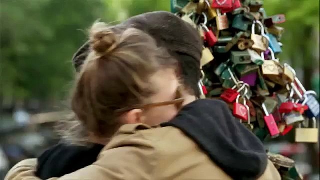 Mert Tünay - İstanbul'un En Güzel Gözleri (Dünyanın En Güzel Kokusu Filminden) (FULL HD)