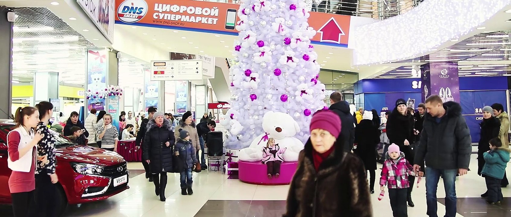 Танцевальный флешмоб в ТРК ГОРКИ удивил всех