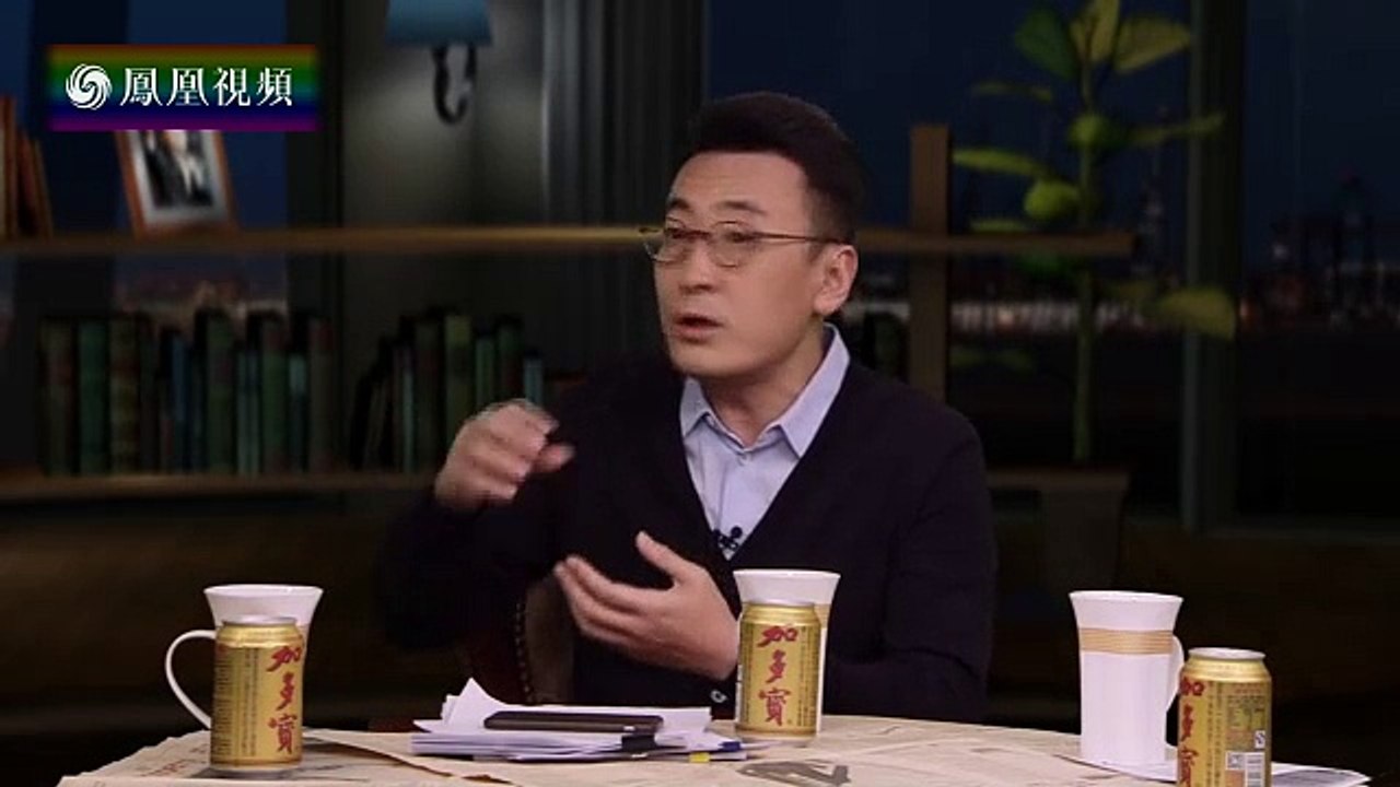 20160118 锵锵三人行  王嫣芸：“大叔”又温柔又体贴又有幽默感