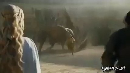 Kamyoncu dayı küfür ediyor. Game of Thrones versiyonu
