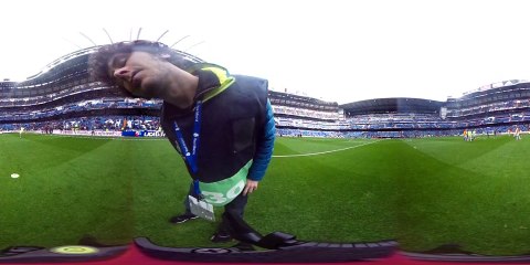 Join the squad on the Santiago Bernabéu pitch and feel what it's like to prepare for a big match.