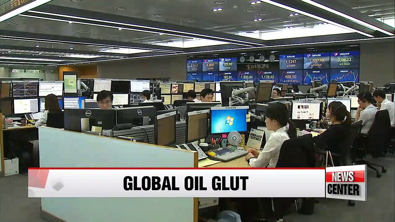 Asian stocks plunge as oil price concerns heighten