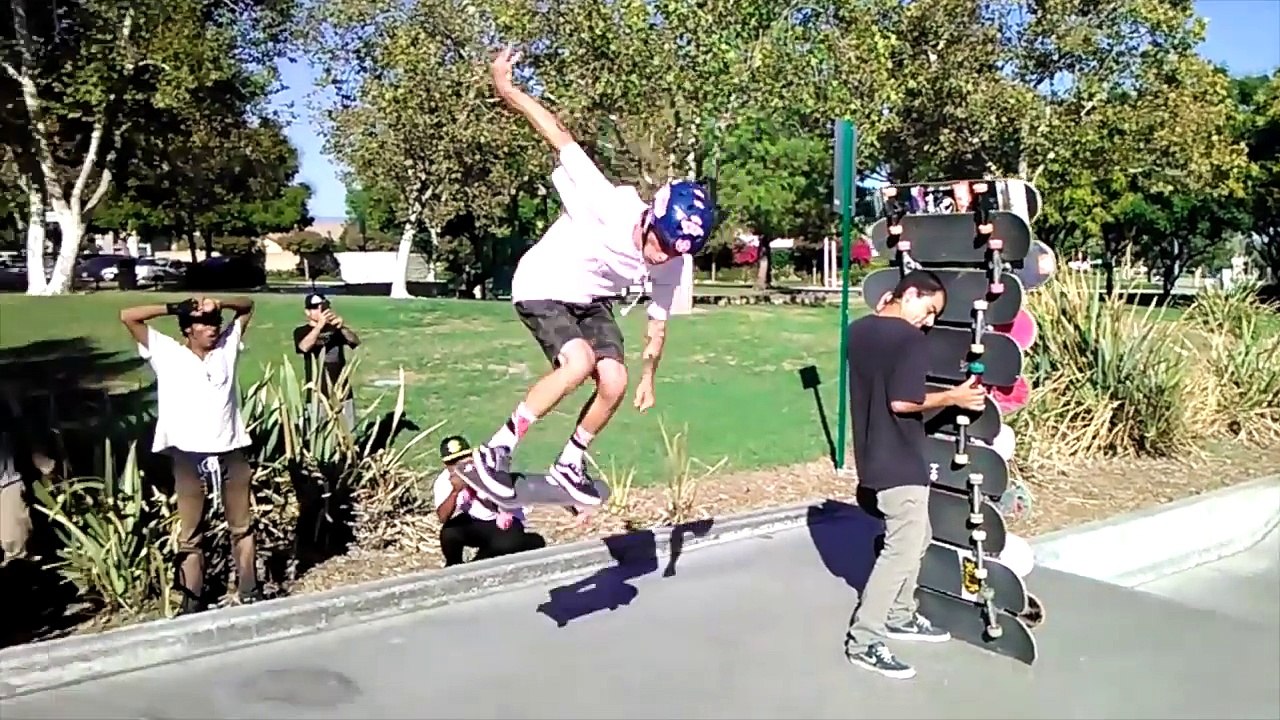 PEOPLE ARE AWESOME TOP FIVE - SKATEBOARDING