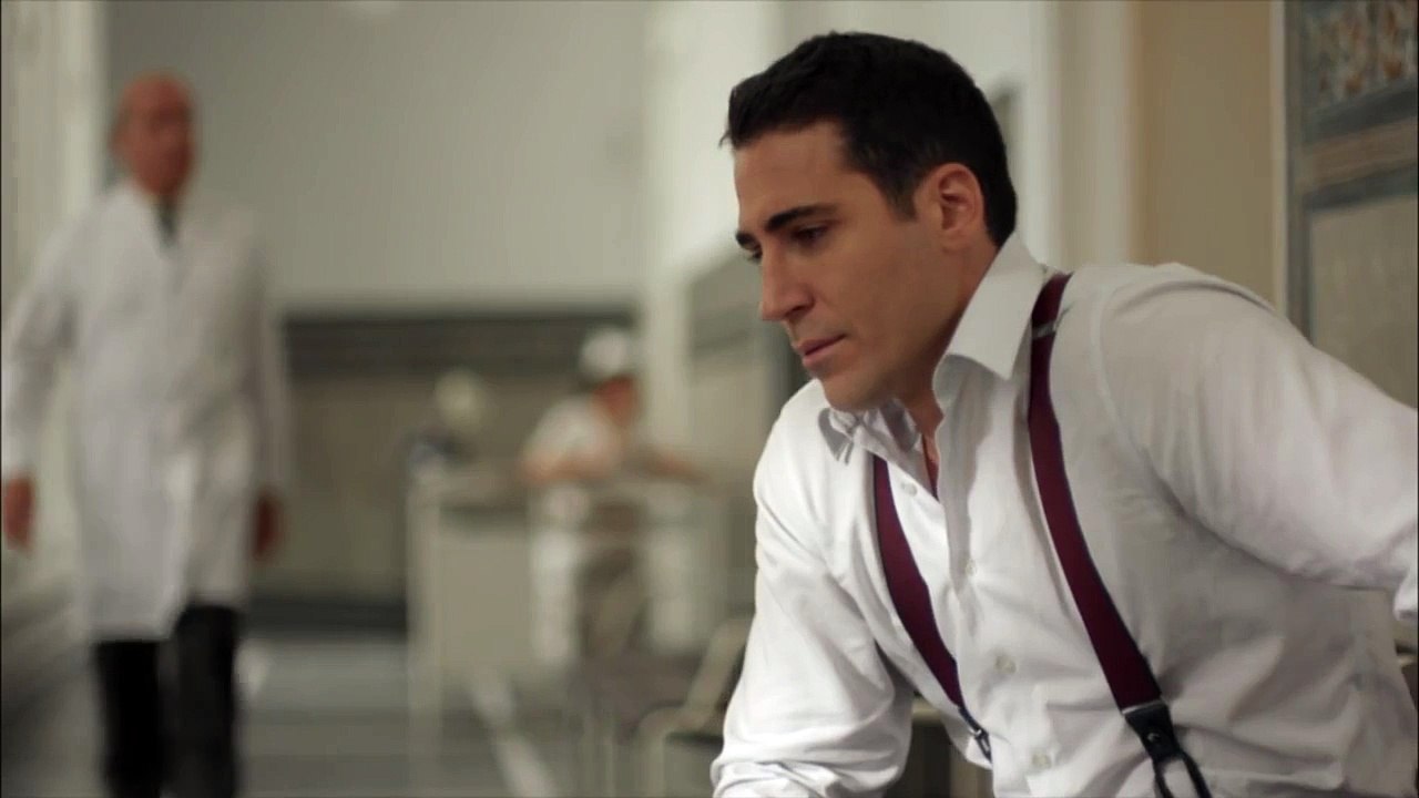 Velvet T3 C9 - Alberto se llena de ira al conocer la mentira de Cristina- “¡Me das asco!”