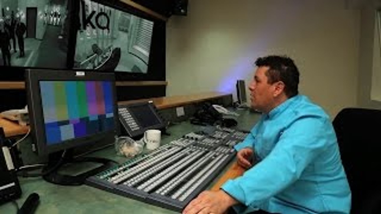 Expedientes Secretos: El Vigilante descubre varios romances en Icónika | Antes Muerta Qu
