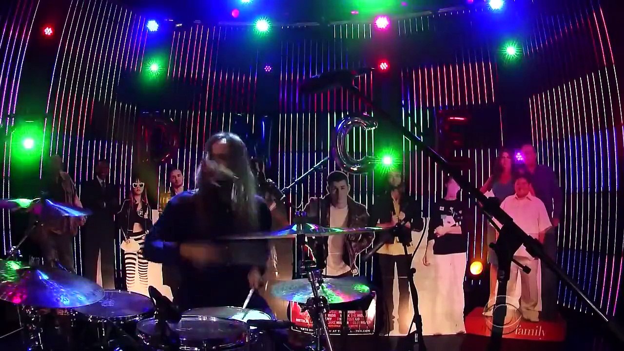 DNCE: Cake By the Ocean