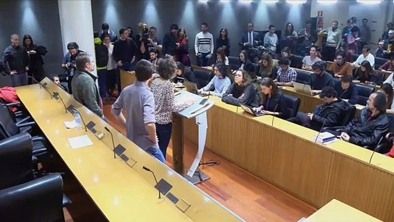 Alexandra Fernández (En Marea) Rueda de prensa Grupo Parlamentario