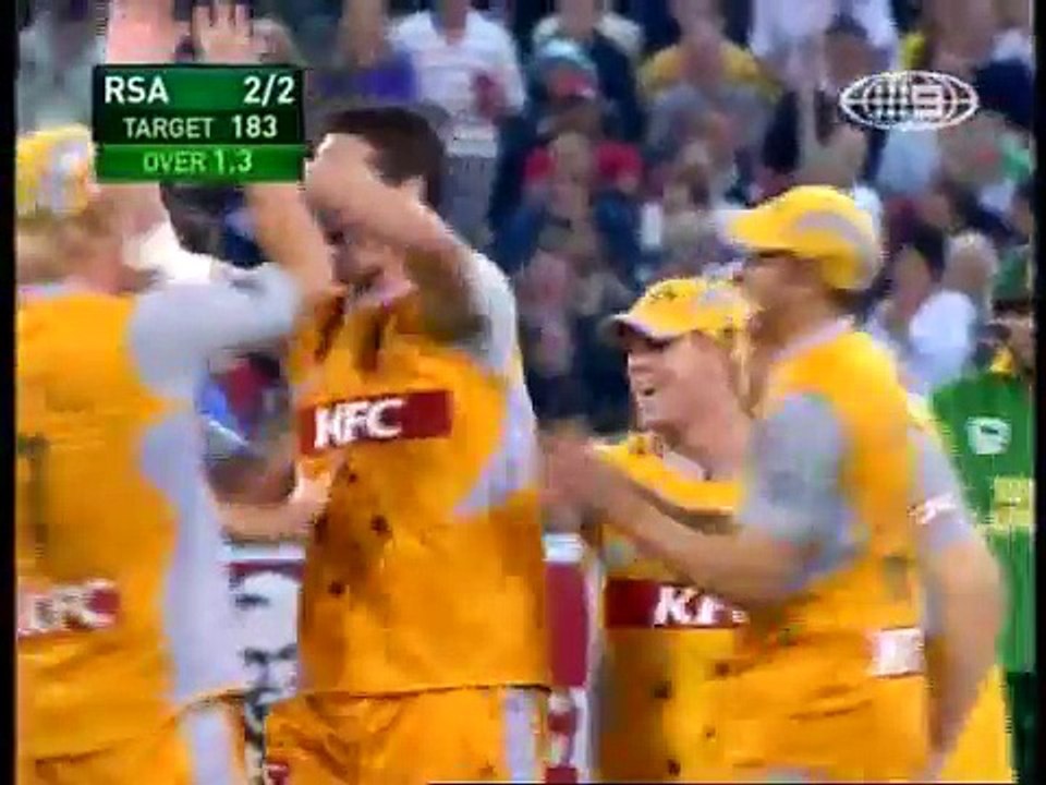 HOW TO HURT AB DEVILLERS, BRUTAL FAST BOWLING SHAUN TAIT.Rare cricket video