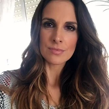 Nuria Fergó: Canta un fragmento del tema Lía